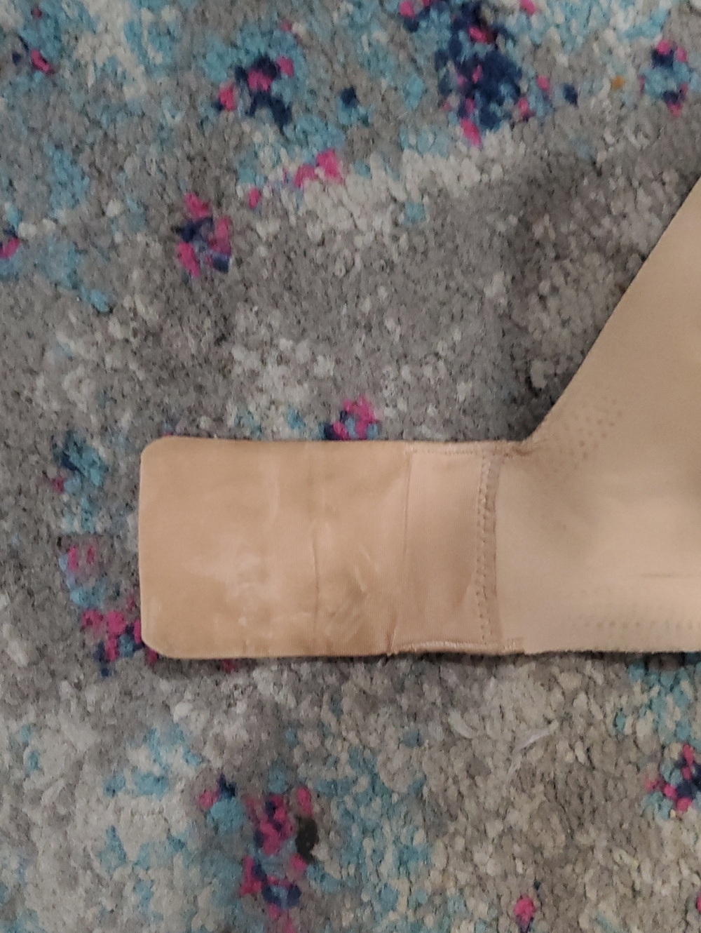Skims Seamless Nude Wireless Sports Bra Size L - Picture 5 of 7